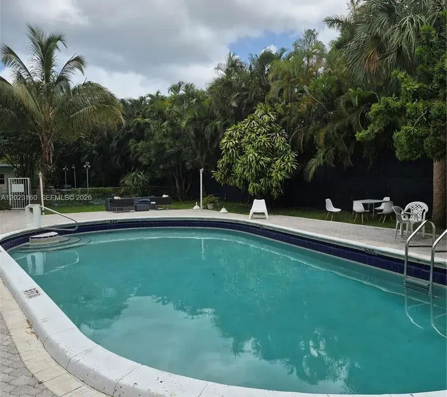 1420 Atlantic Shores Blvd # 236, Hallandale Beach FL 33009