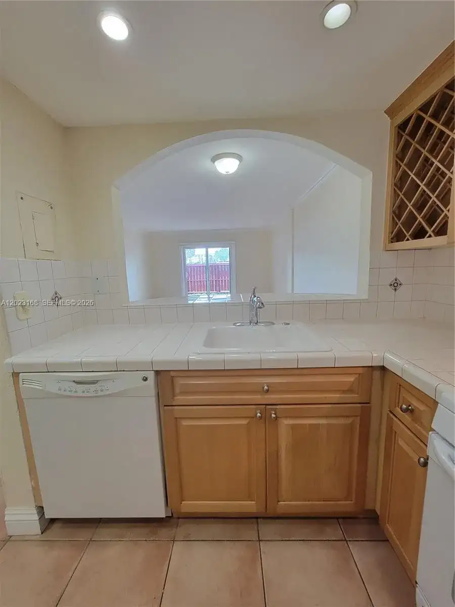 6707 N Kendall Dr # 107, Pinecrest FL 33156 photo 5