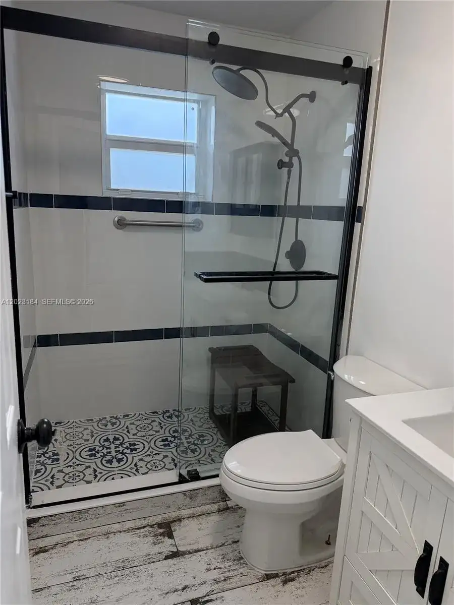 3837 NE 17th Ave, Pompano Beach FL 33064 photo 4