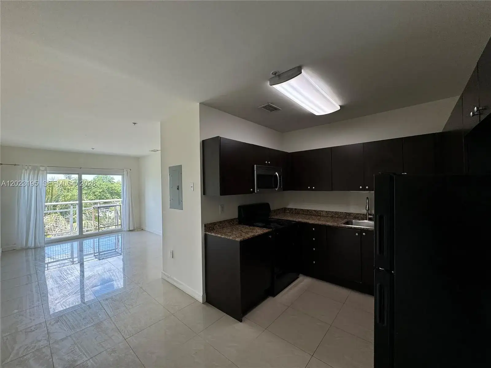 529 NE 62nd St # 404, Miami FL 33138 photo 3