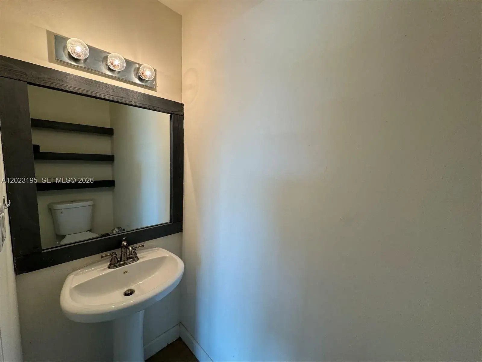 529 NE 62nd St # 404, Miami FL 33138 photo 4
