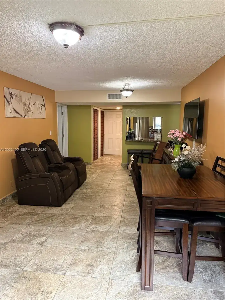 191 Lakeview Dr # 103, Weston FL 33326 photo 5