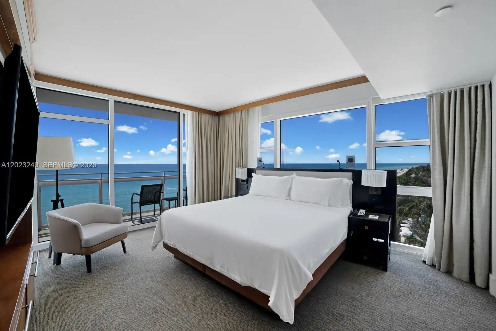6801 Collins Ave, Miami Beach FL 33141 photo 2