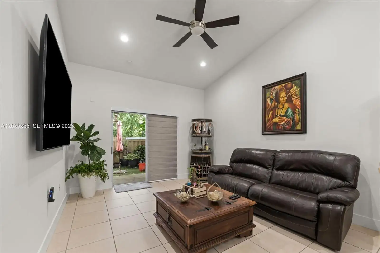 3220 ne 11th dr # 1, Homestead FL 33033 photo 2