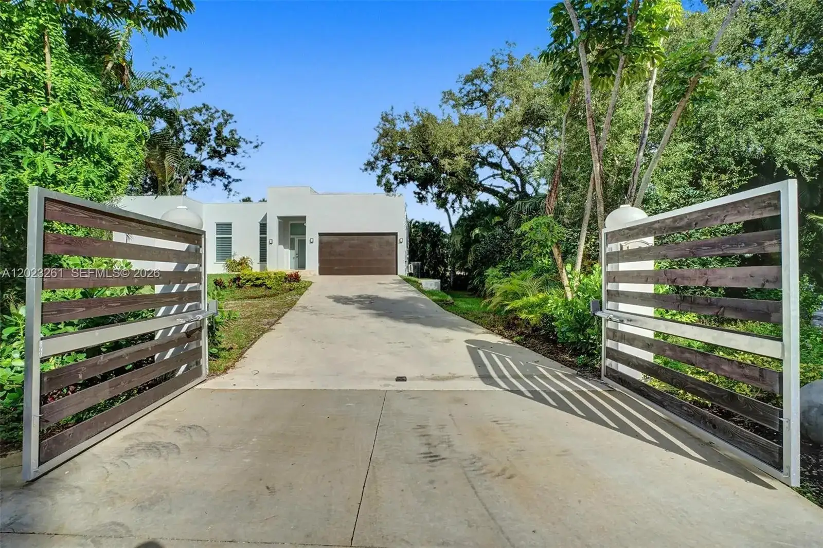 1759 SW 30th Pl, Fort Lauderdale FL 33315 photo 2