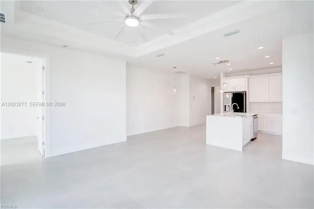 3804 SE 12th AVE, Cape Coral FL 33904 photo 5