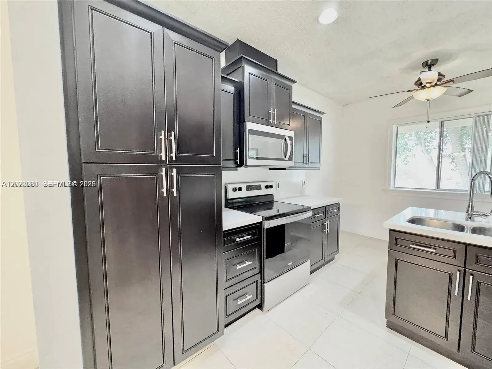 16320 Malibu Dr # 10, Weston FL 33326 photo 5
