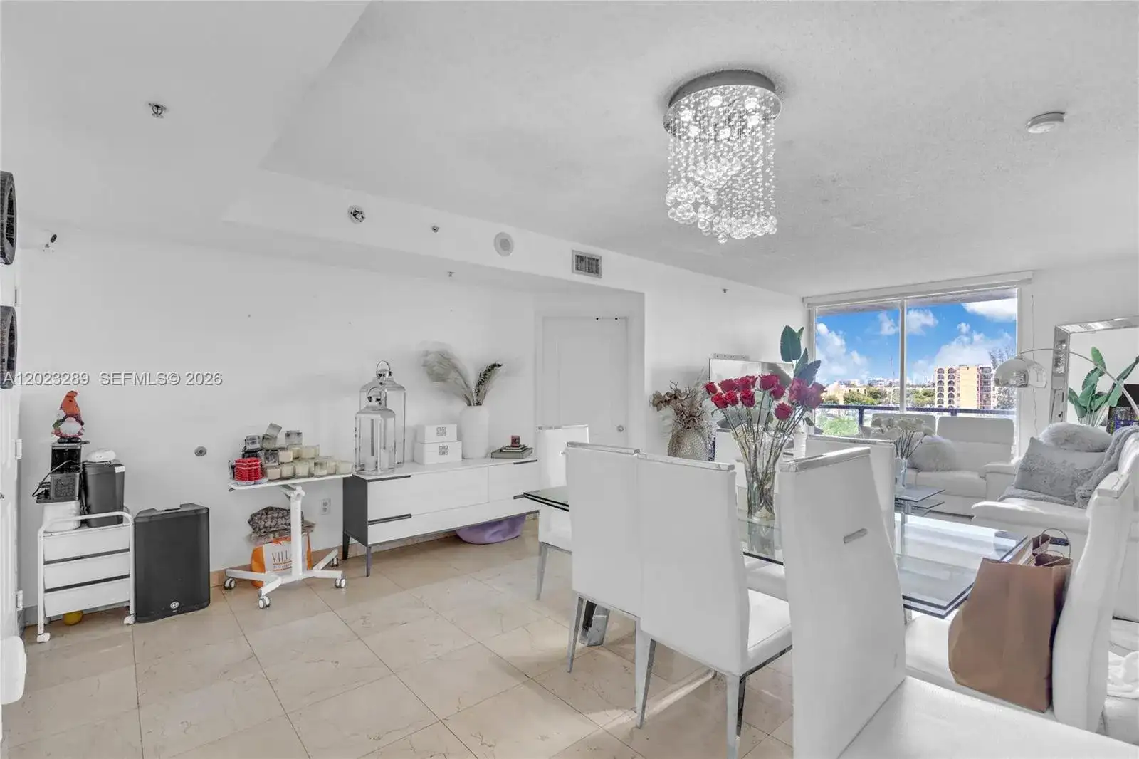 5077 NW 7th St # 517, Miami FL 33126 photo 3