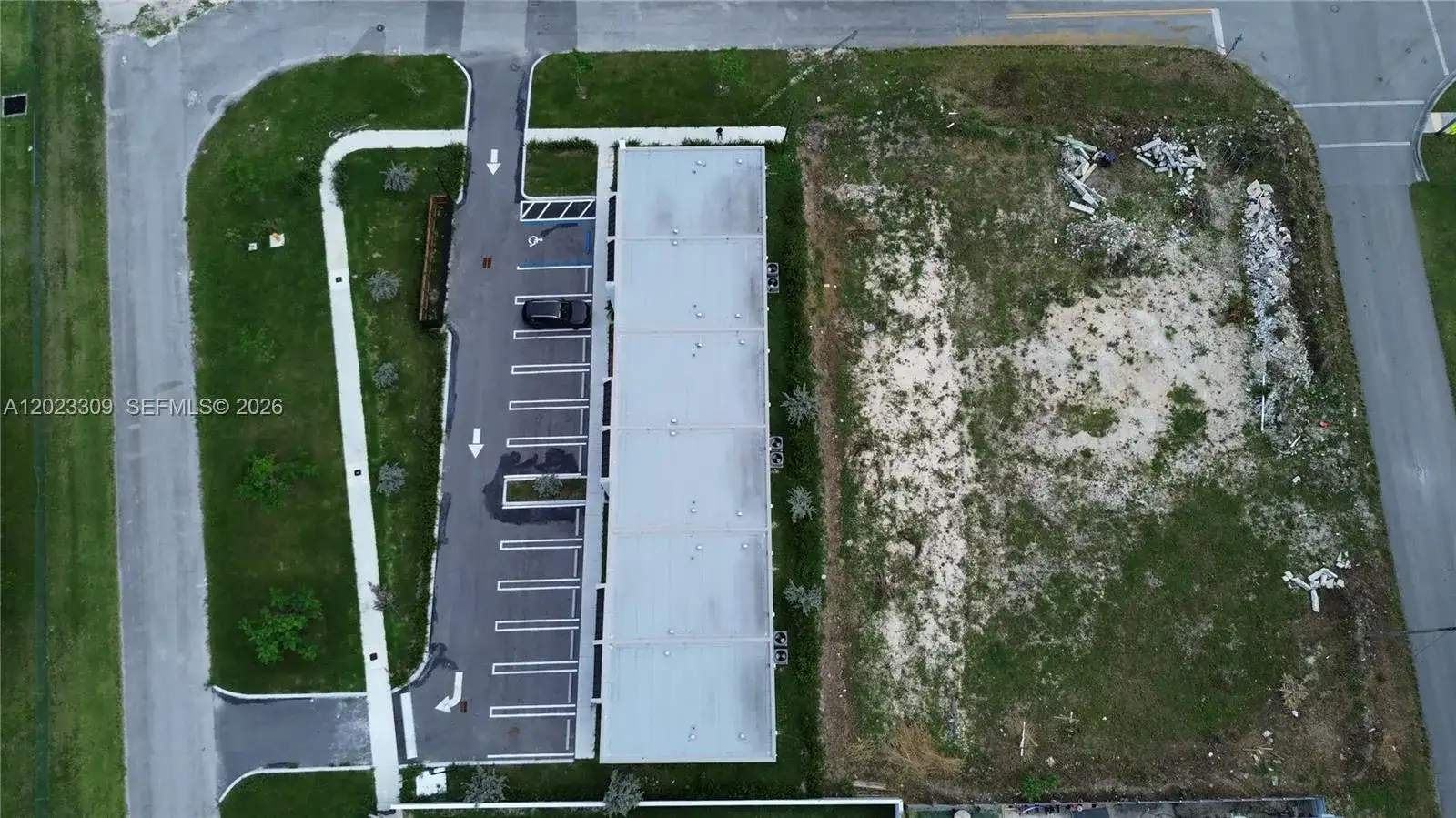 215 NW 3rd Ave, Florida City FL 33034 photo 2
