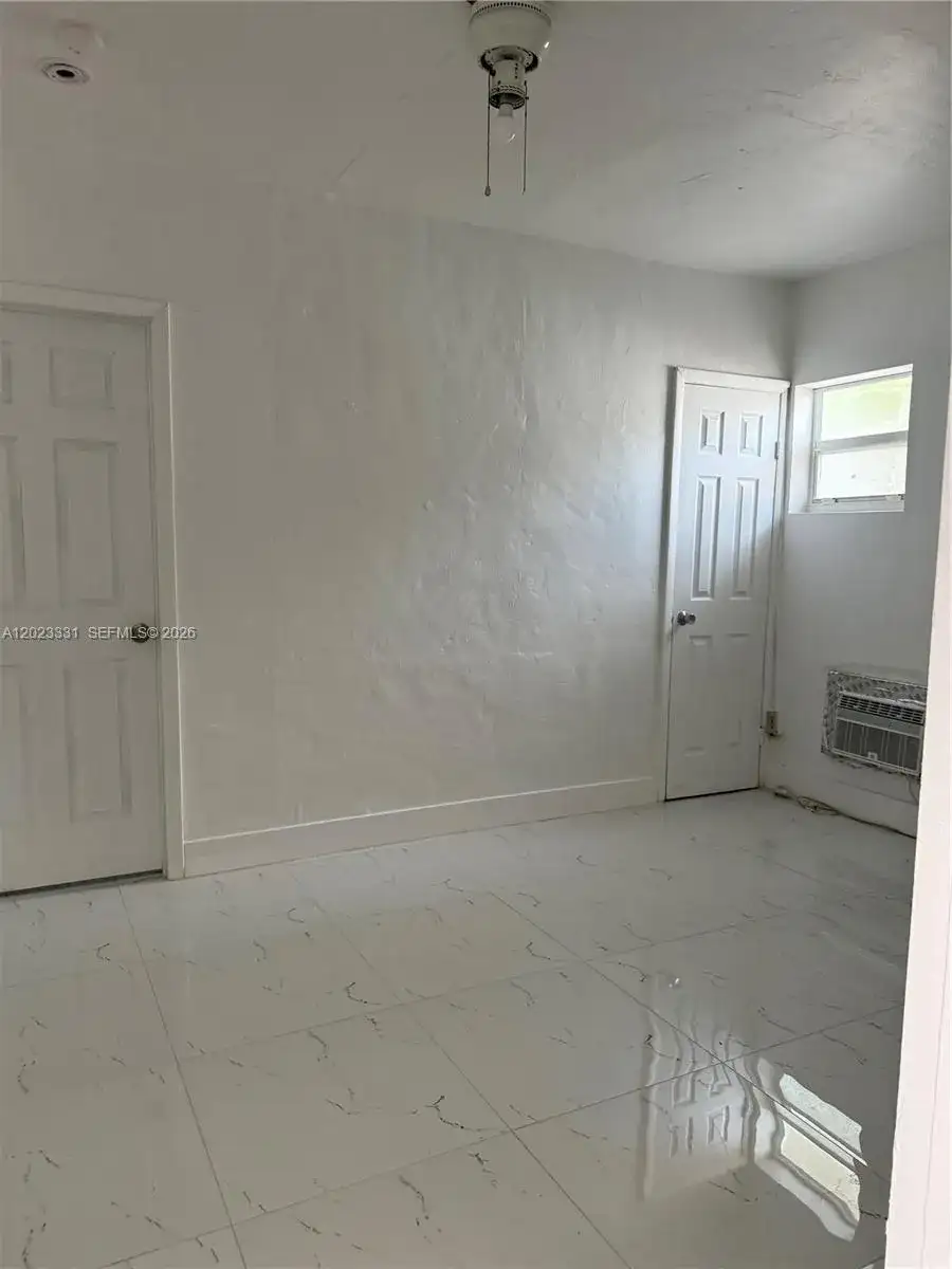 4871 W Flagler St # 6, Miami FL 33134 photo 2