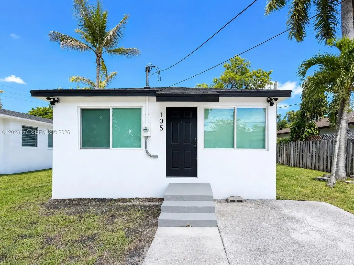 105 SW 4th Ave # 0, Hallandale Beach FL 33009