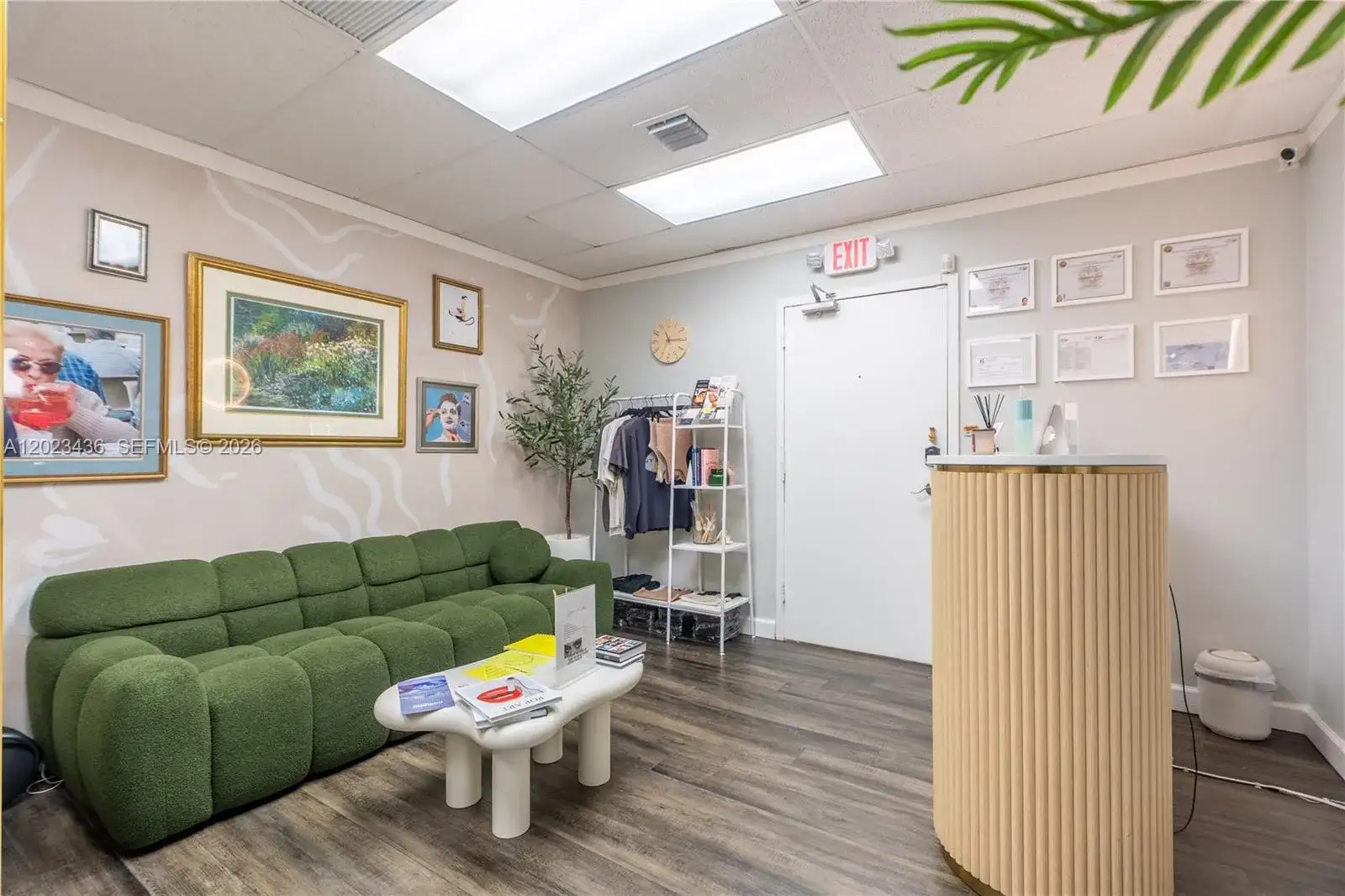 1250 E Hallandale Beach Blvd, Hallandale Beach FL 33009 photo 4