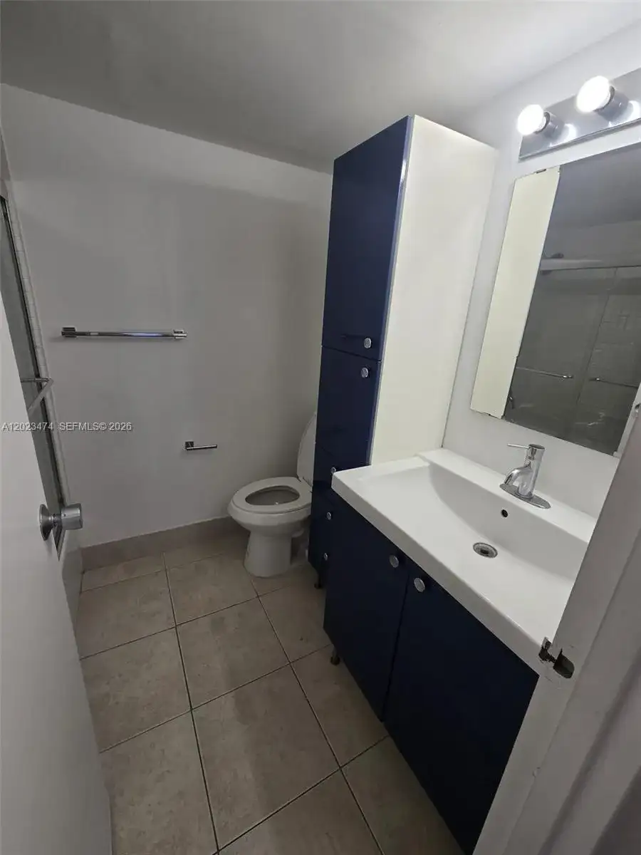 16950 W Dixie Hwy # B320, North Miami Beach FL 33160 photo 5