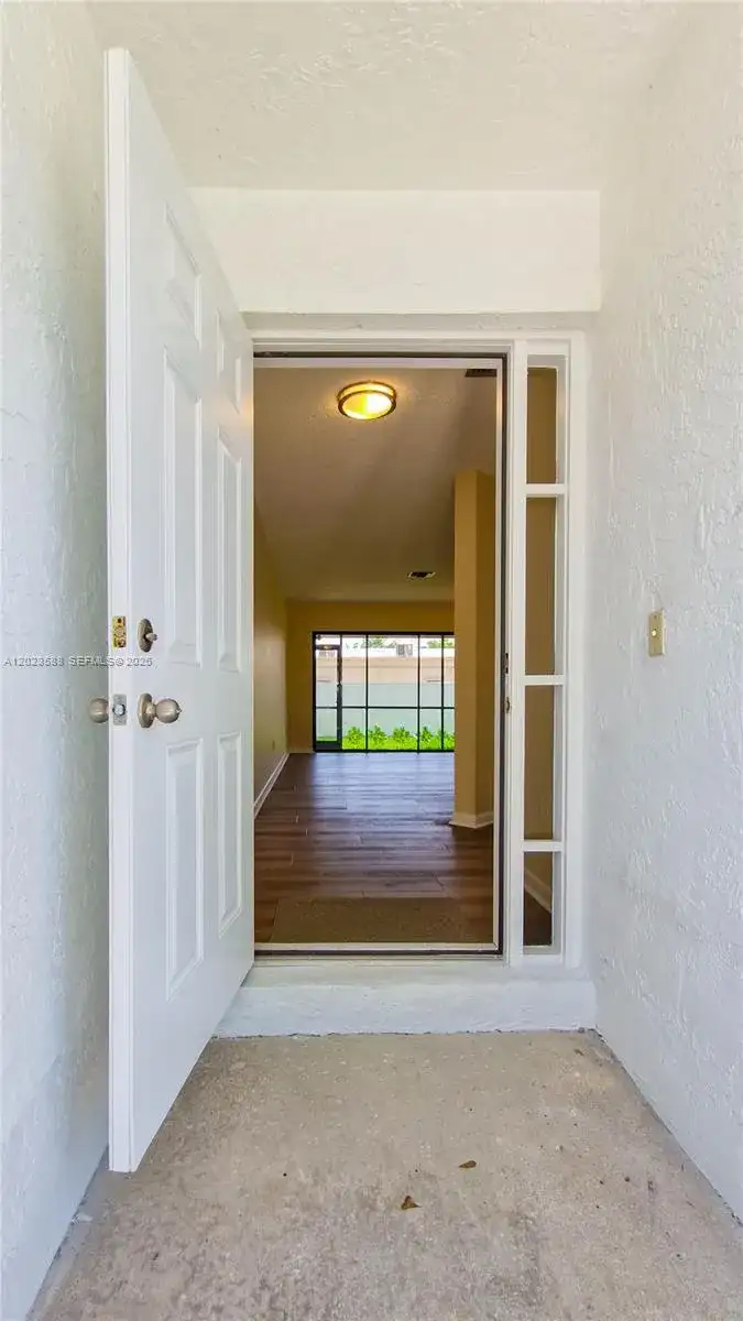 275 NW 36th Ave # 275, Deerfield Beach FL 33442 photo 3