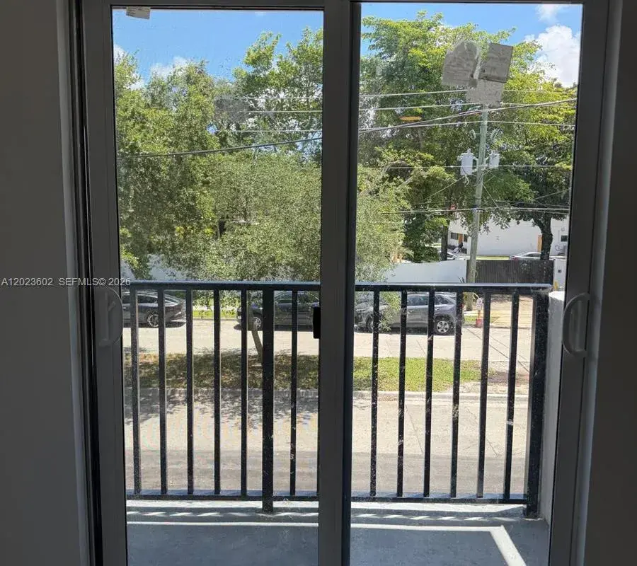 147 Nw 59th St # 306, Miami FL 33127