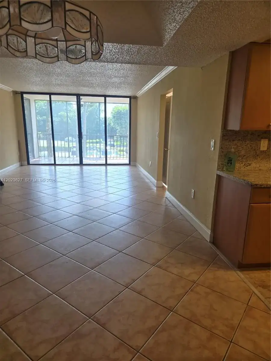 9735 NW 52nd St # 208, Doral FL 33178 photo 4