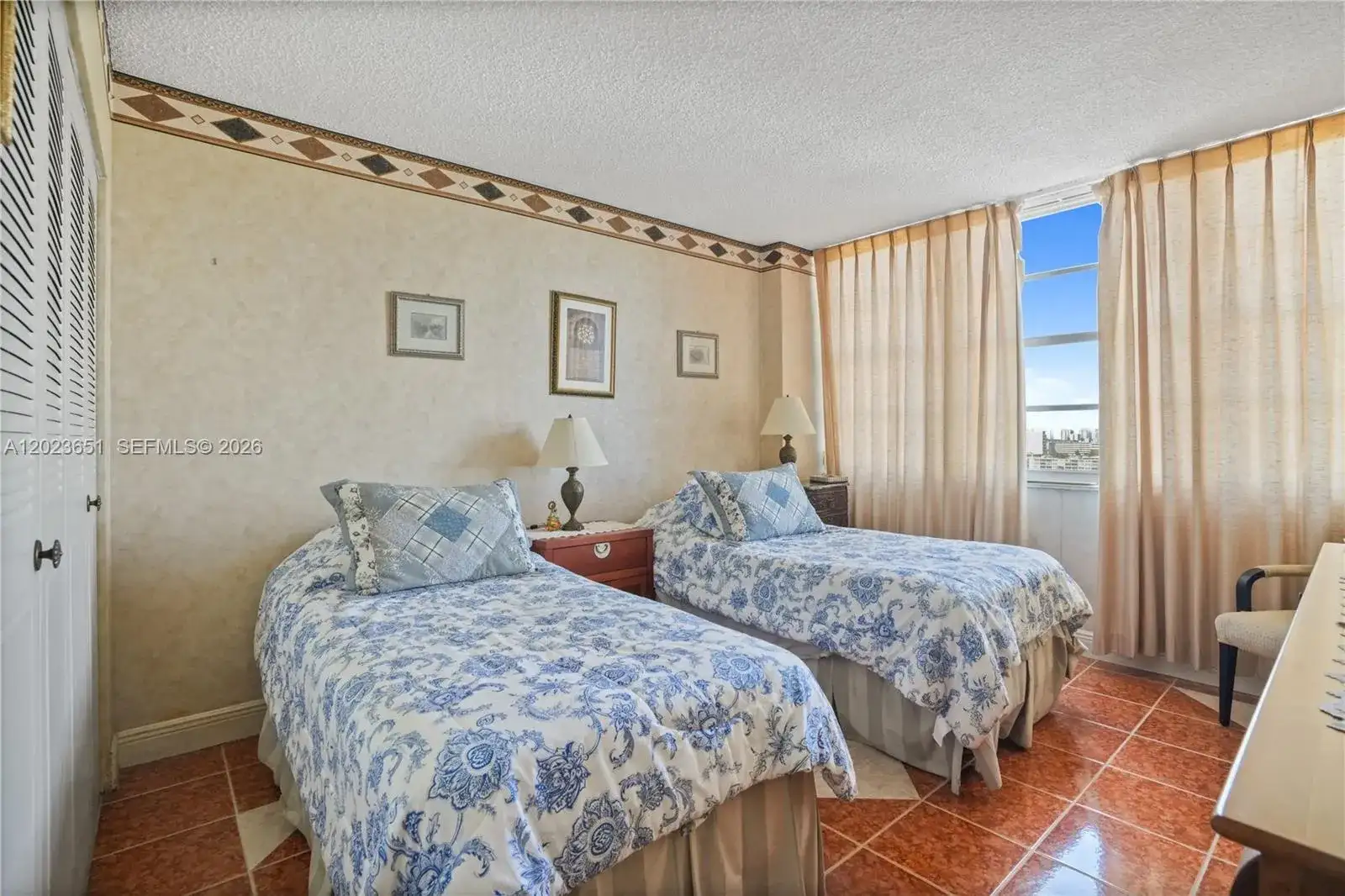 1351 NE Miami Gardens Dr # 1006E, Miami FL 33179 photo 3