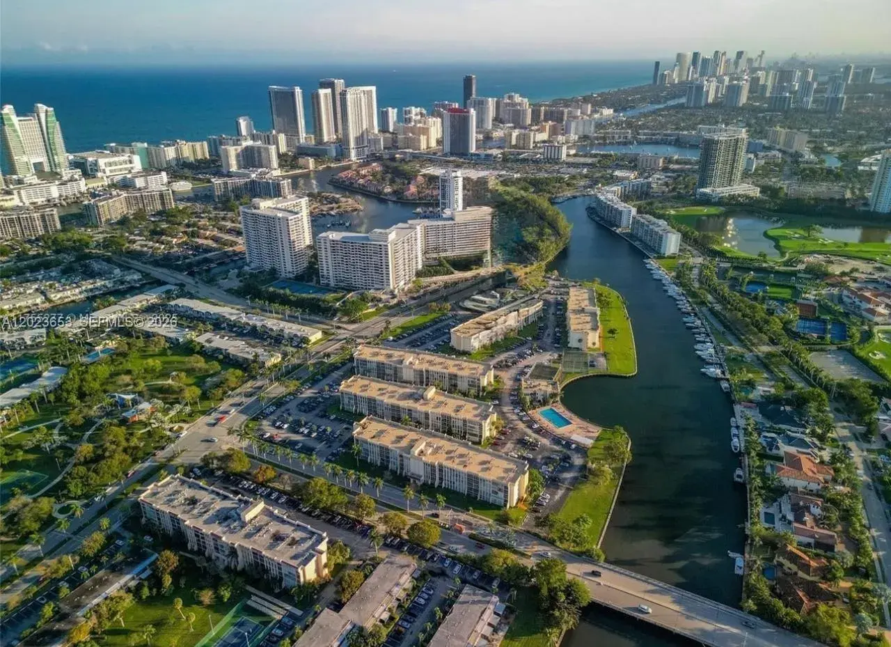 601 Three Islands Blv # 205, Hallandale Beach FL 33009