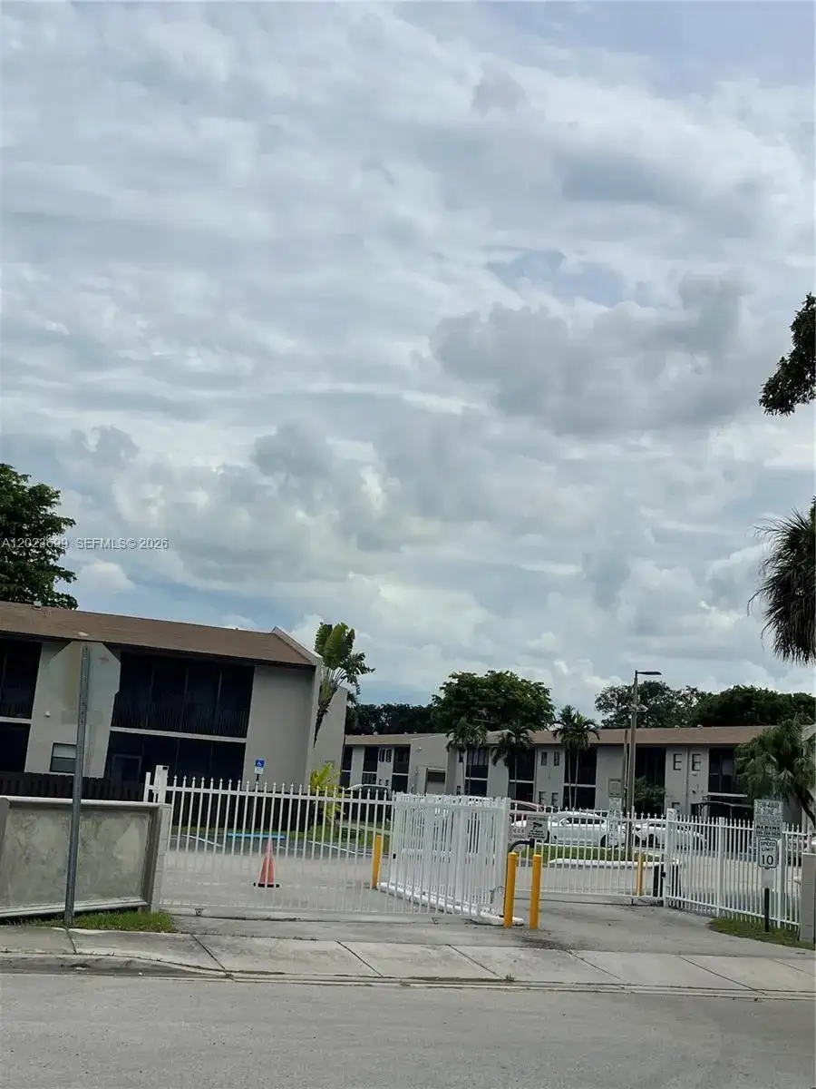 10370 SW 220th St # 224, Cutler Bay FL 33190 photo 5