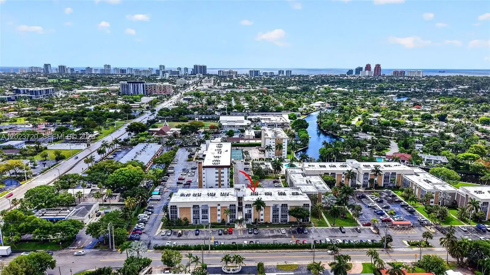 3040 NE 16th Ave # 310, Oakland Park FL 33334