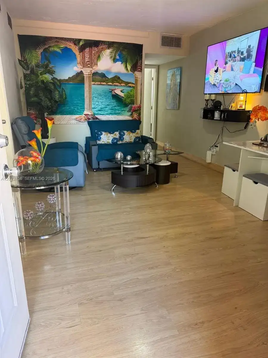 1245 W 24th St # 118, Hialeah FL 33010 photo 4