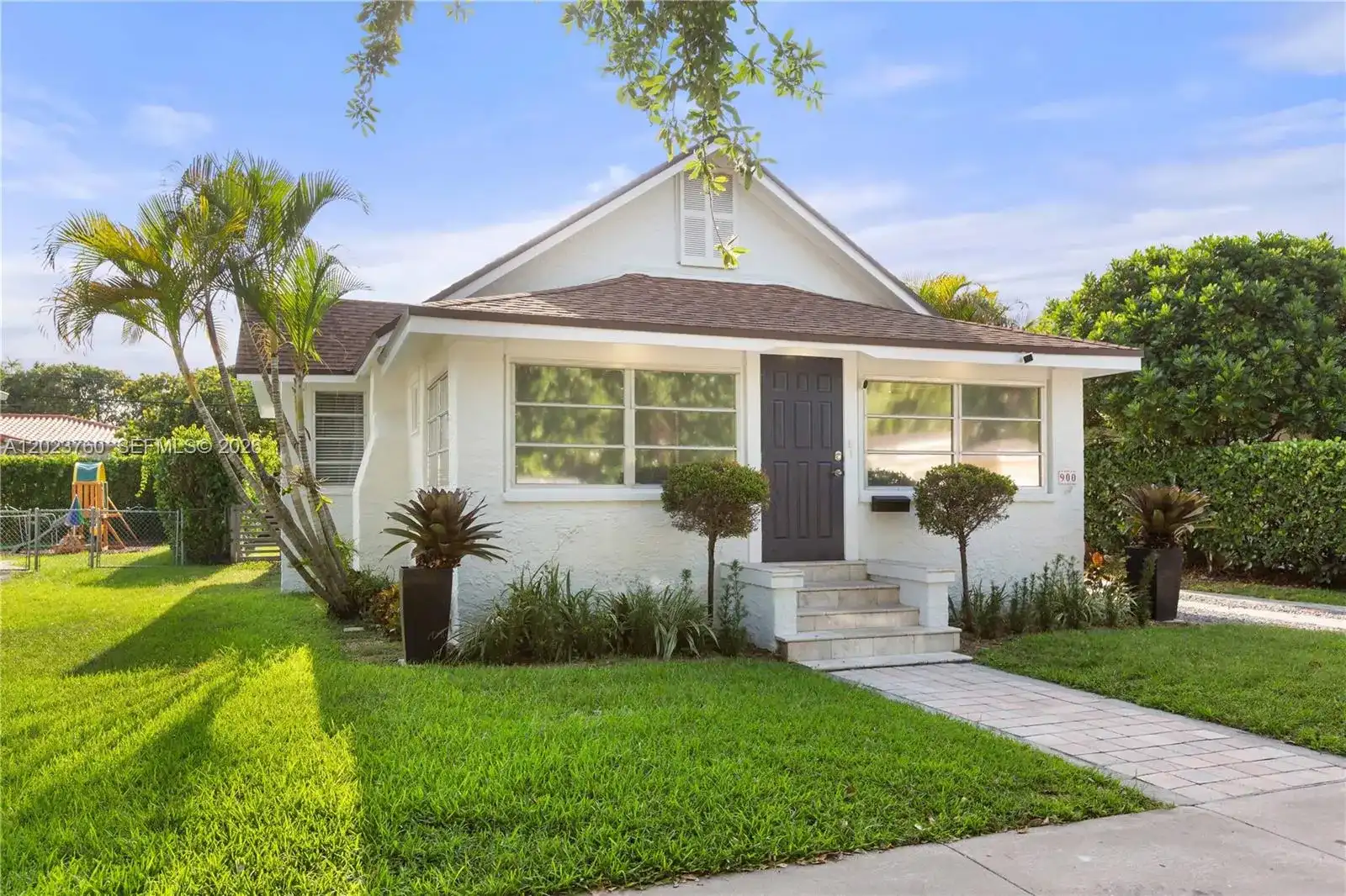 900 Tangier St, Coral Gables FL 33134
