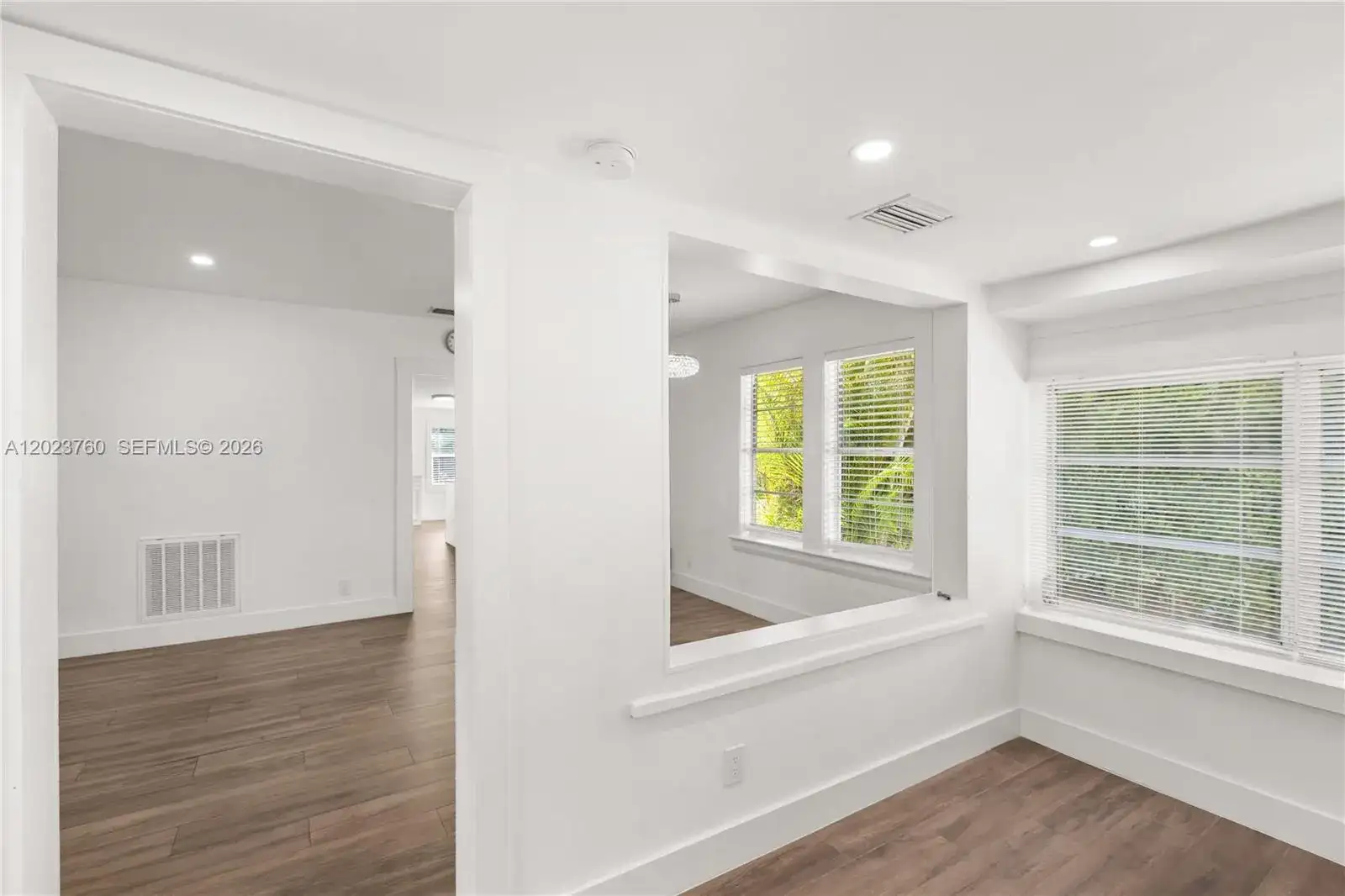 900 Tangier St, Coral Gables FL 33134 photo 2