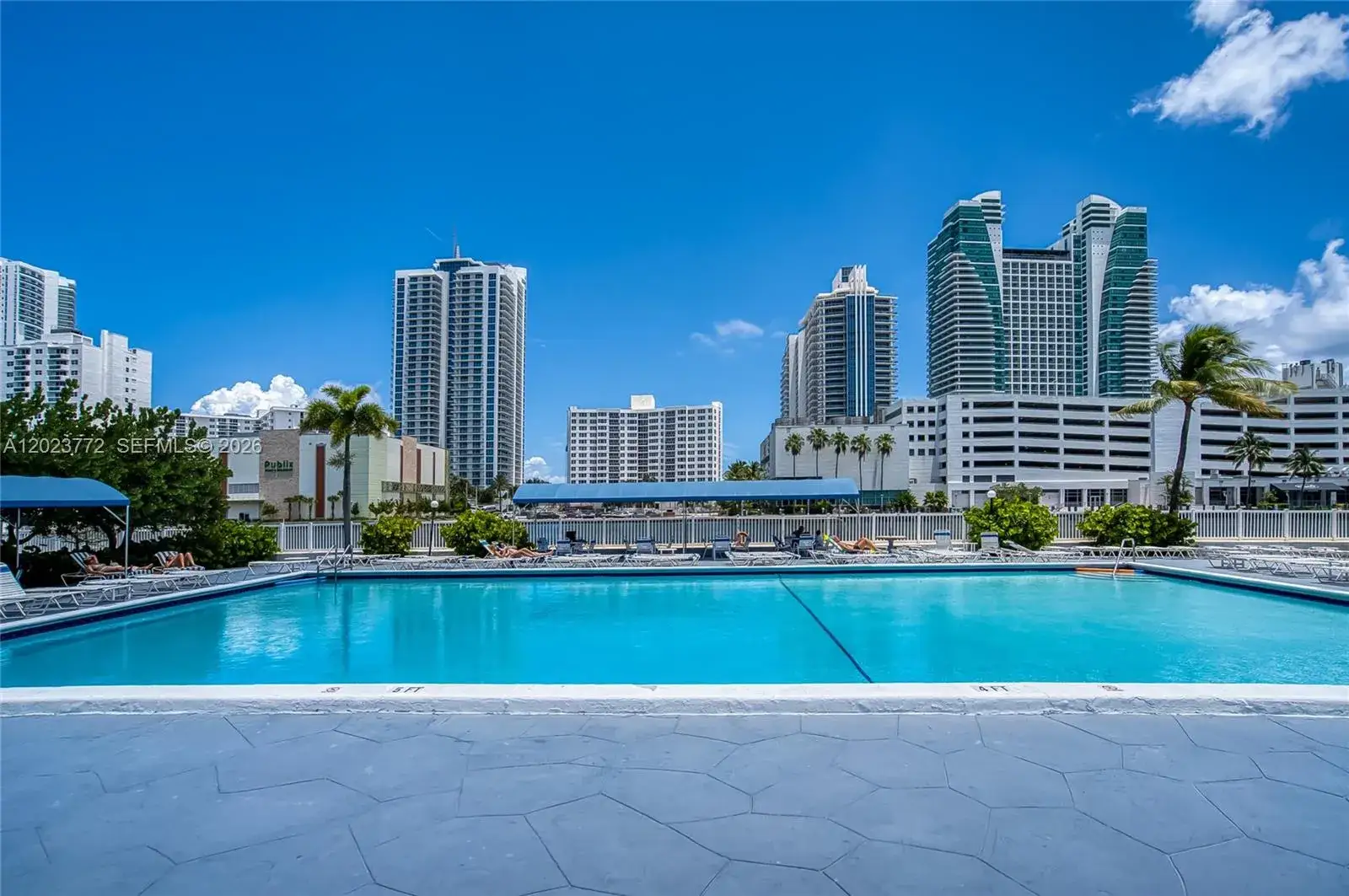 600 SW Parkview Dr # 505, Hallandale Beach FL 33009