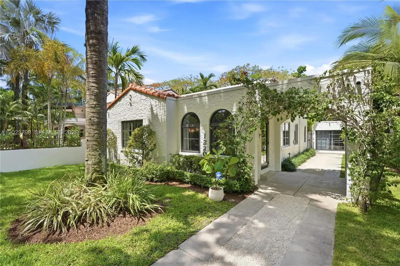1220 Cordova St, Coral Gables FL 33134