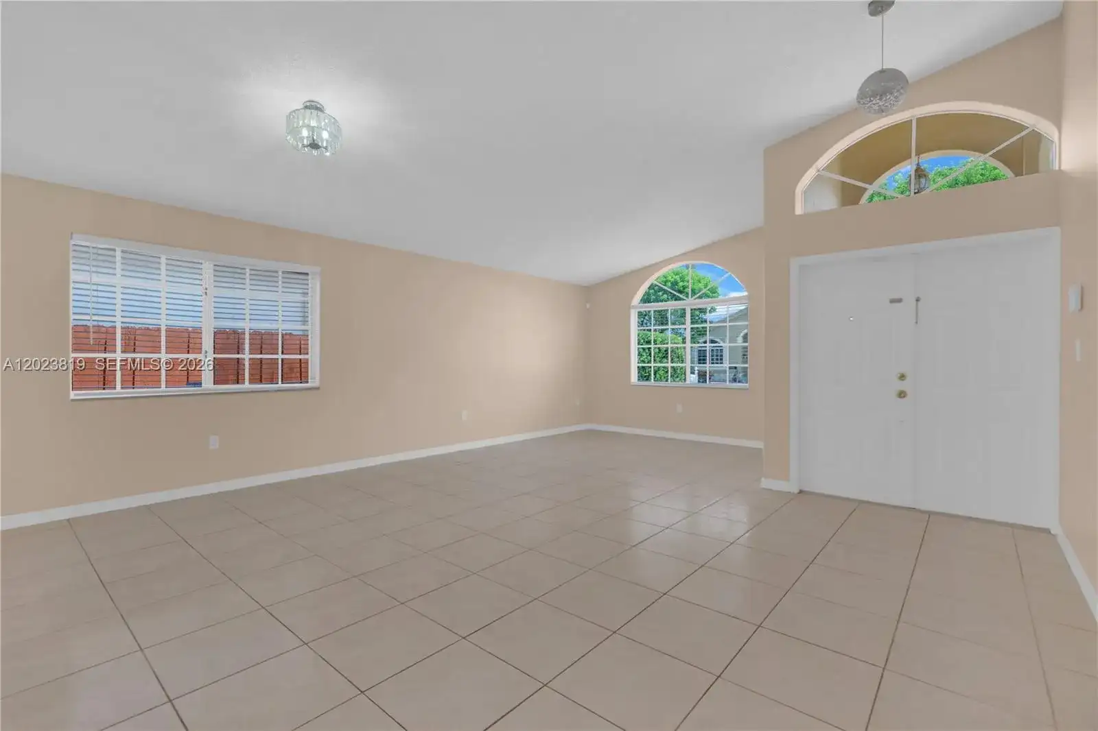 15339 SW 32nd Ter, Miami FL 33185 photo 4