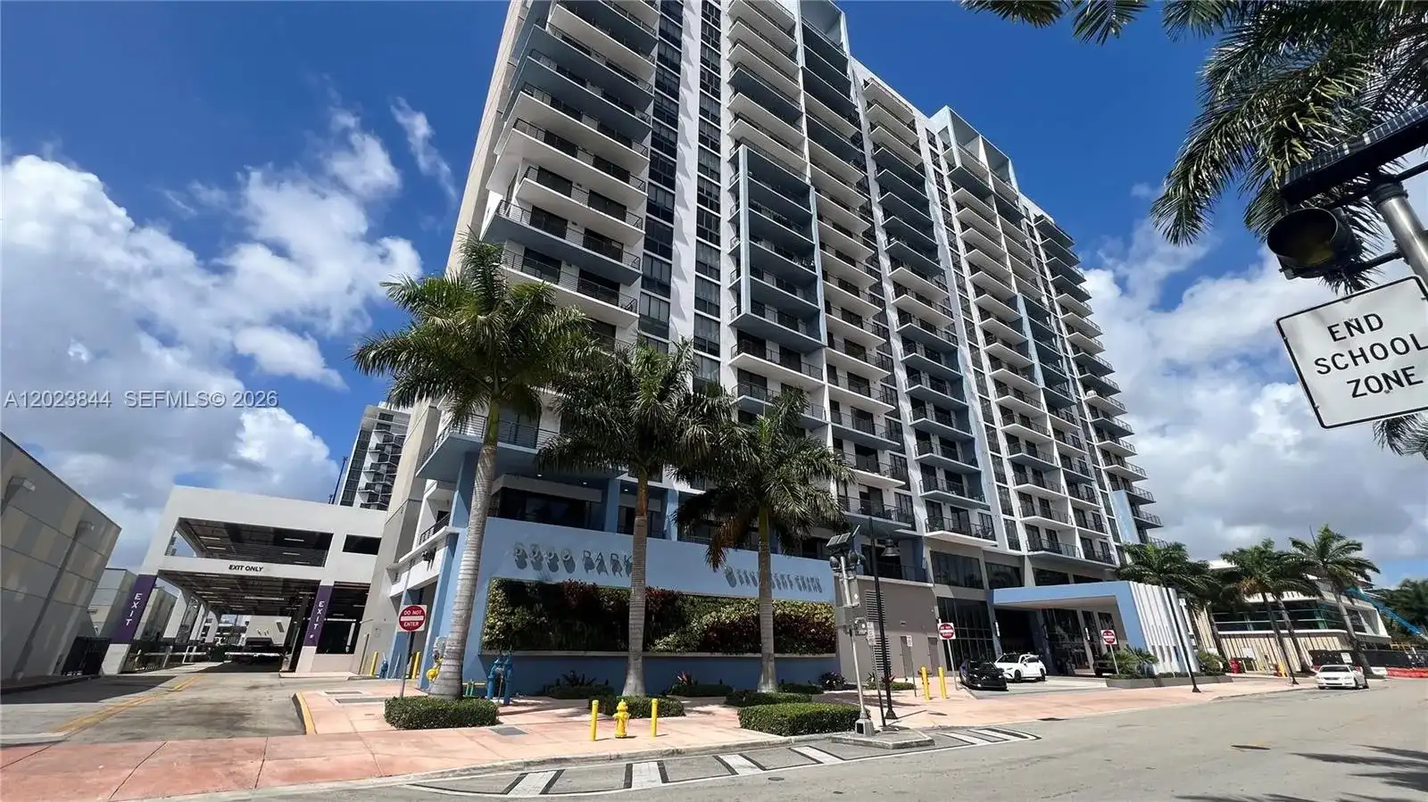 5350 NW 84 Ave # 1601, Doral FL 33166