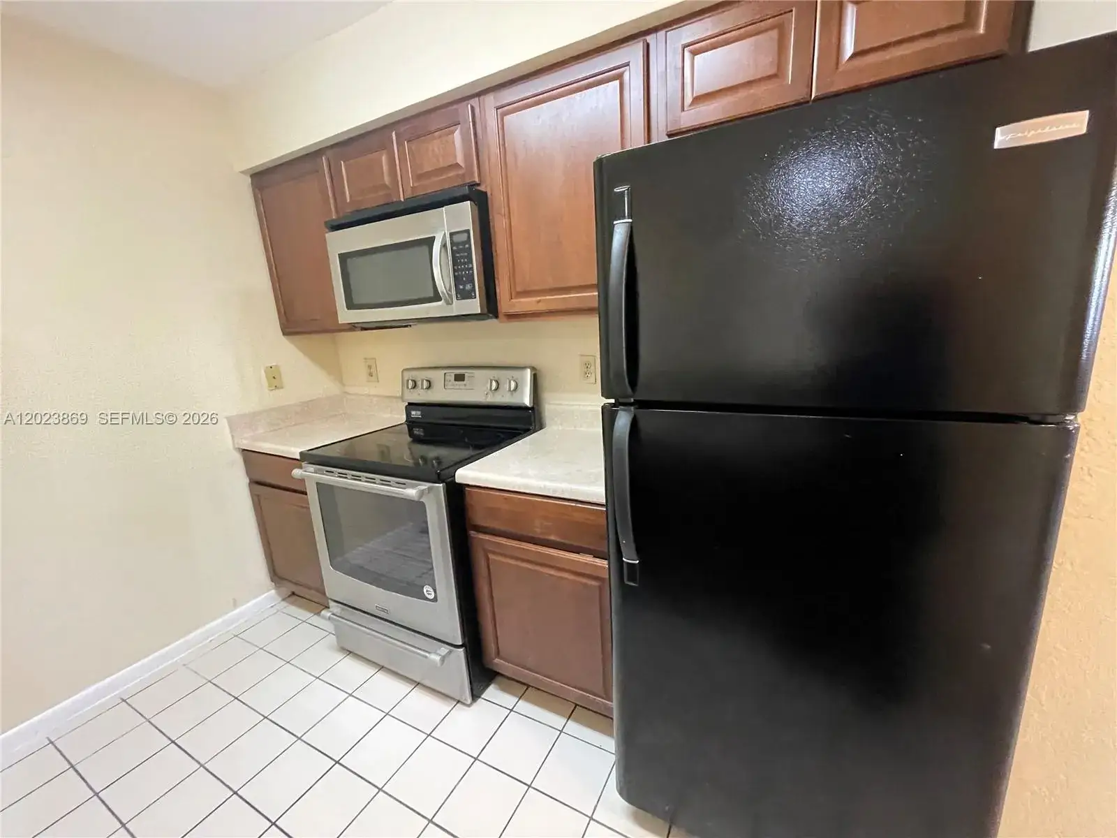 2881 N Oakland Forest Dr # 102, Oakland Park FL 33309