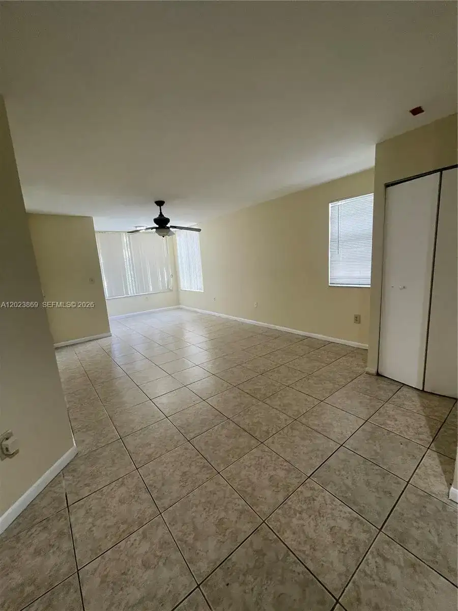 2881 N Oakland Forest Dr # 102, Oakland Park FL 33309 photo 5