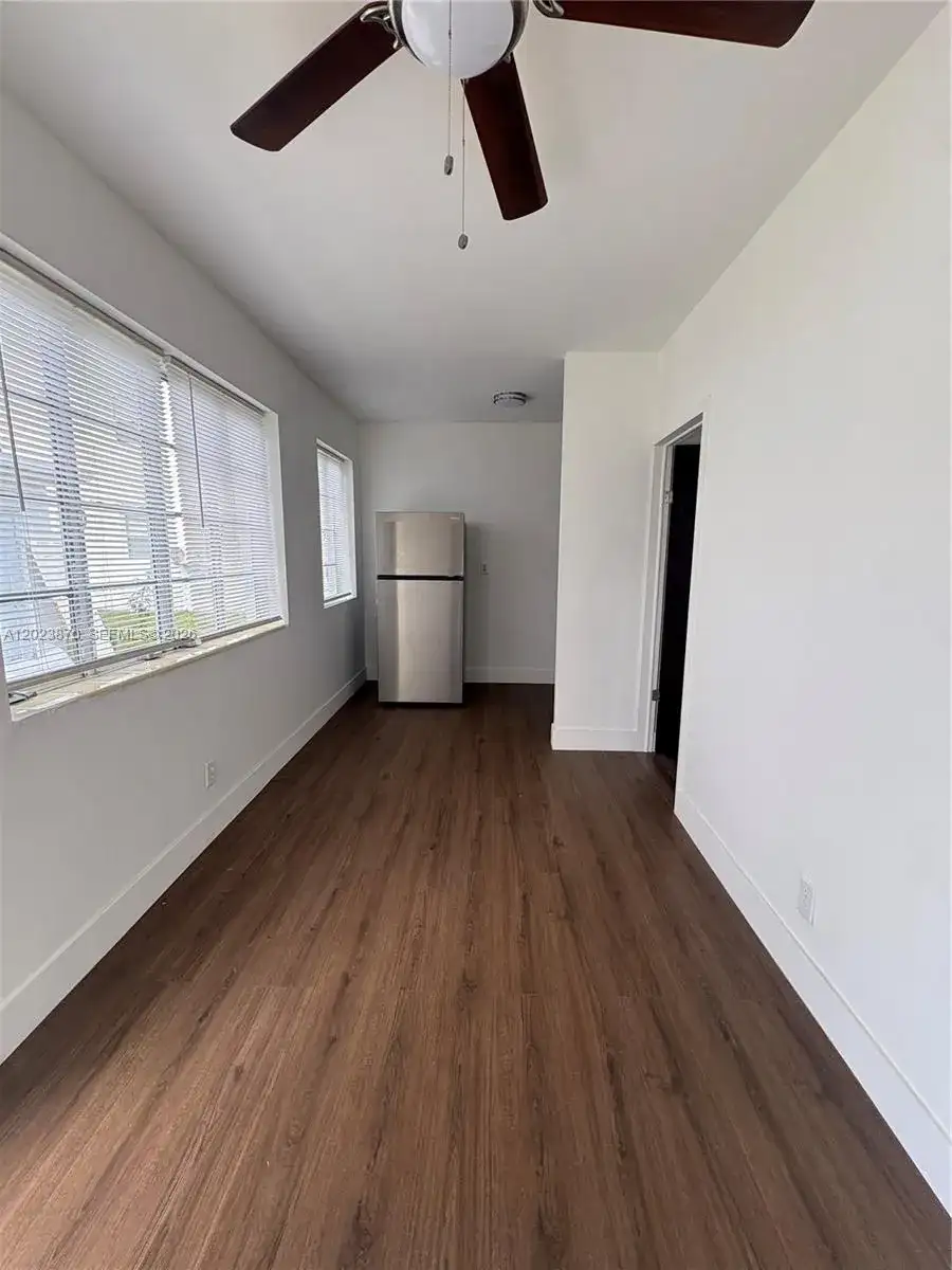 2052 SW 7th St # 4, Miami FL 33135 photo 4