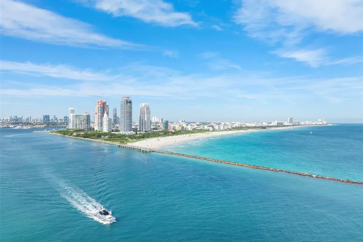 100 S Pointe Dr # 509, Miami Beach FL 33139