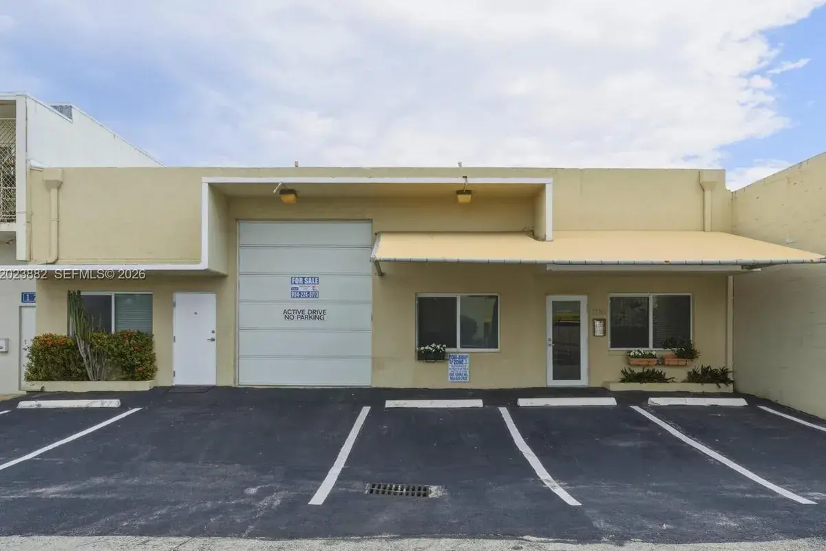1210 NE 8th Ave, Fort Lauderdale FL 33304