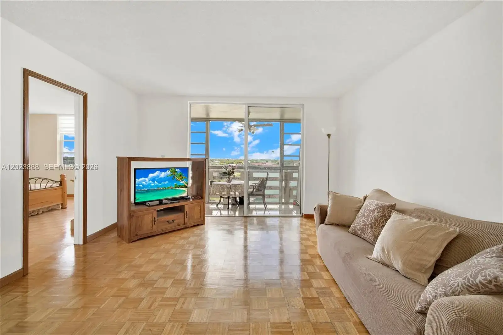 1401 NE Miami Gardens Dr # 889, Miami FL 33179 photo 4