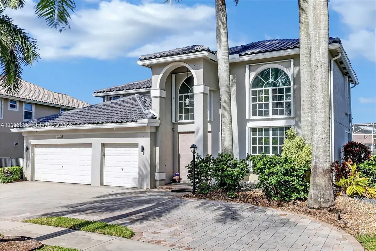 13787 NW 19th Ct, Pembroke Pines FL 33028