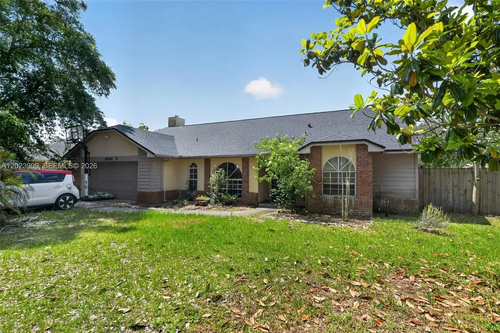 10300 YORKMERE CT, Orlando FL 32817 photo 2
