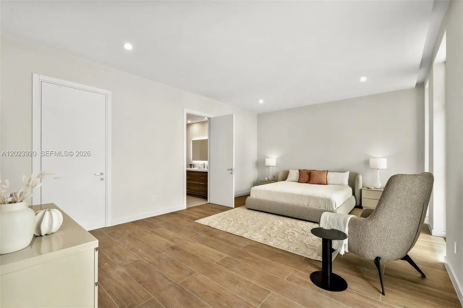 527 Orton Ave # 403, Fort Lauderdale FL 33304