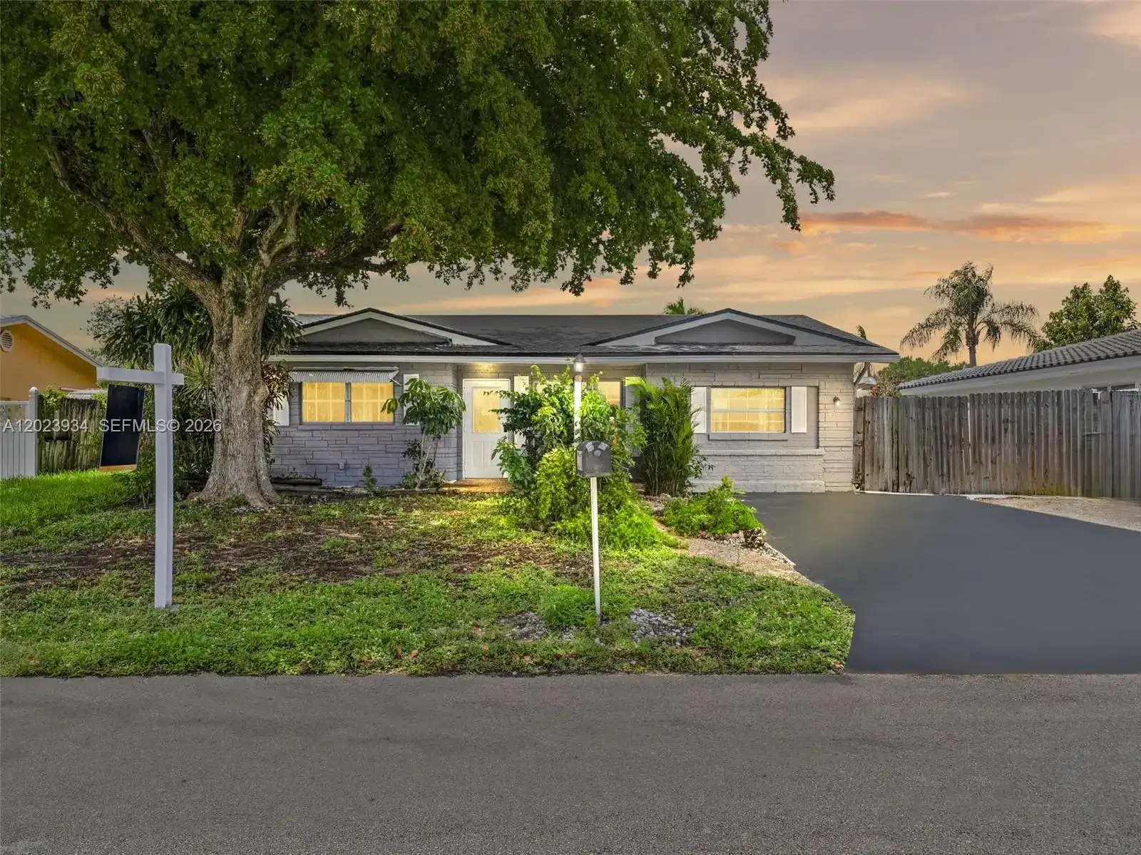 3310 NW 66th St, Fort Lauderdale FL 33309