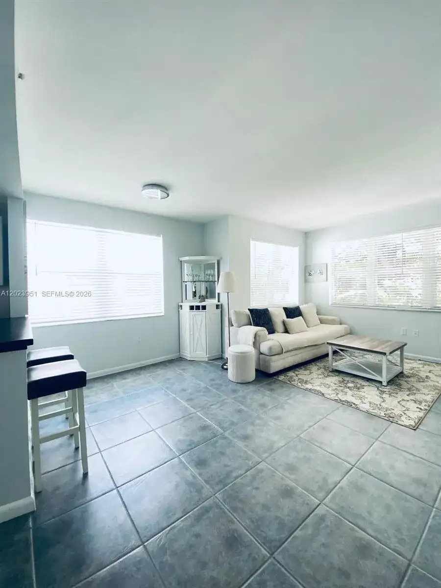 1550 Drexel Ave # 202, Miami Beach FL 33139 photo 4