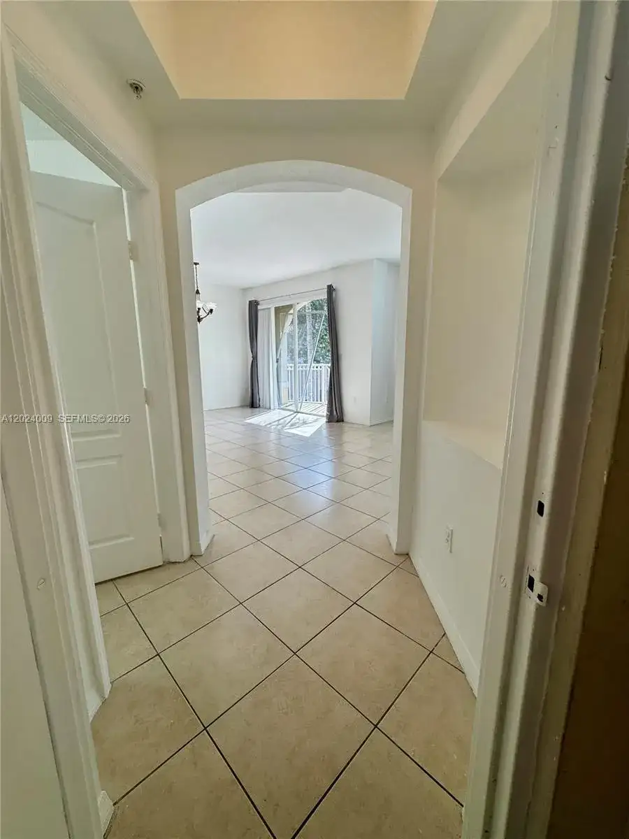 8936 W Flagler St # 201, Miami FL 33174 photo 3