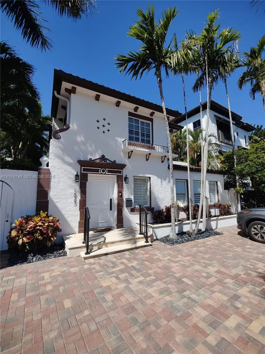 1823 S Bayshore Ln # 0, Miami FL 33133 photo 5