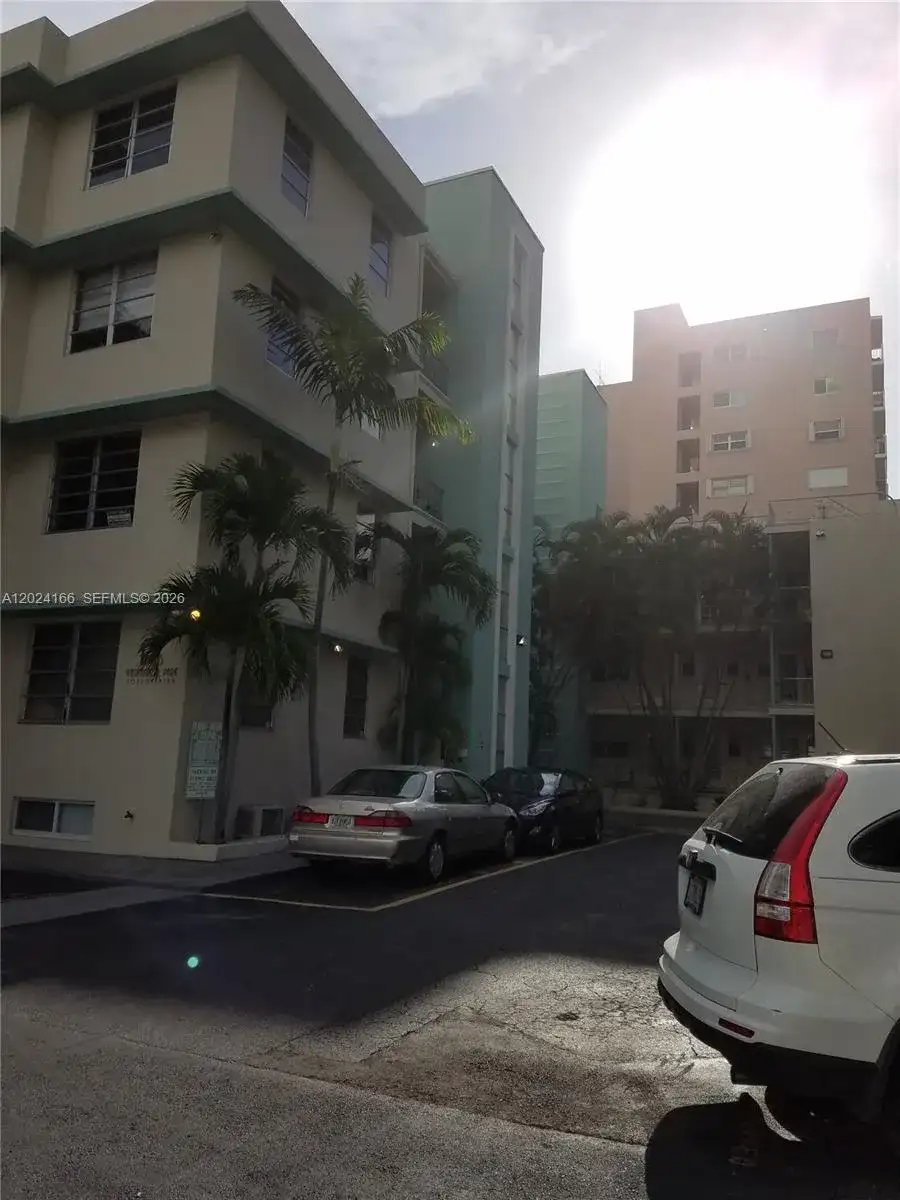 1751 Washington Ave # 1H, Miami Beach FL 33139 photo 2