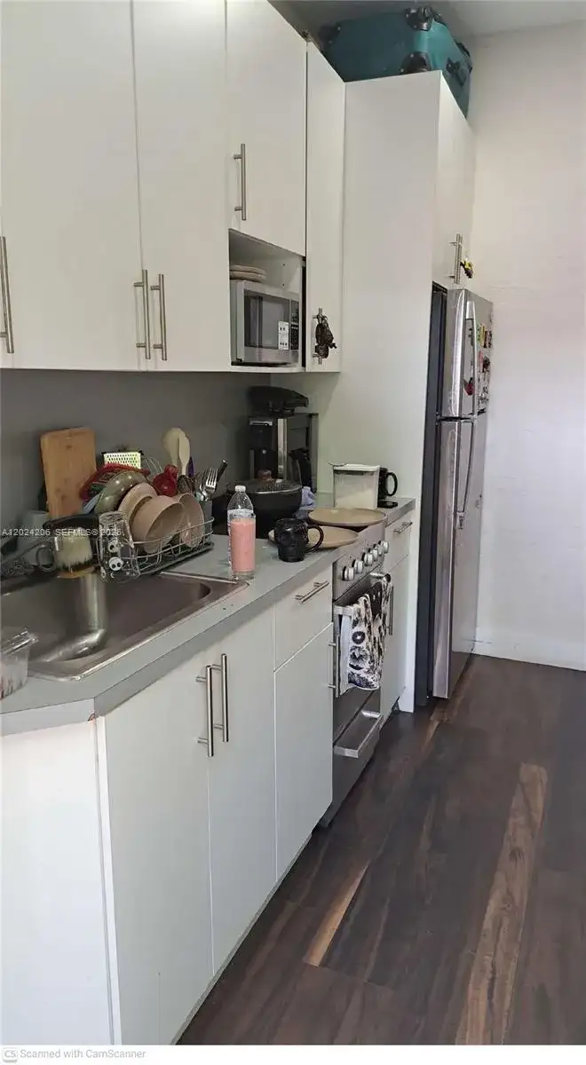 2420 NW 34th Street, Miami FL 33142 photo 2