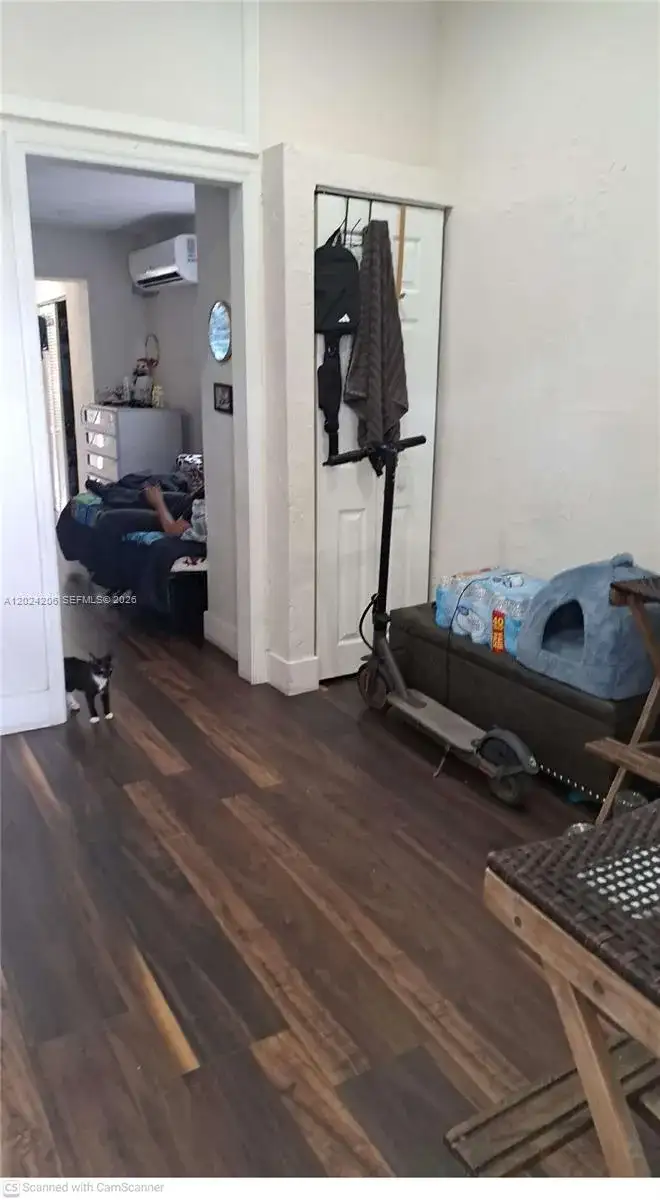 2420 NW 34th Street, Miami FL 33142 photo 3