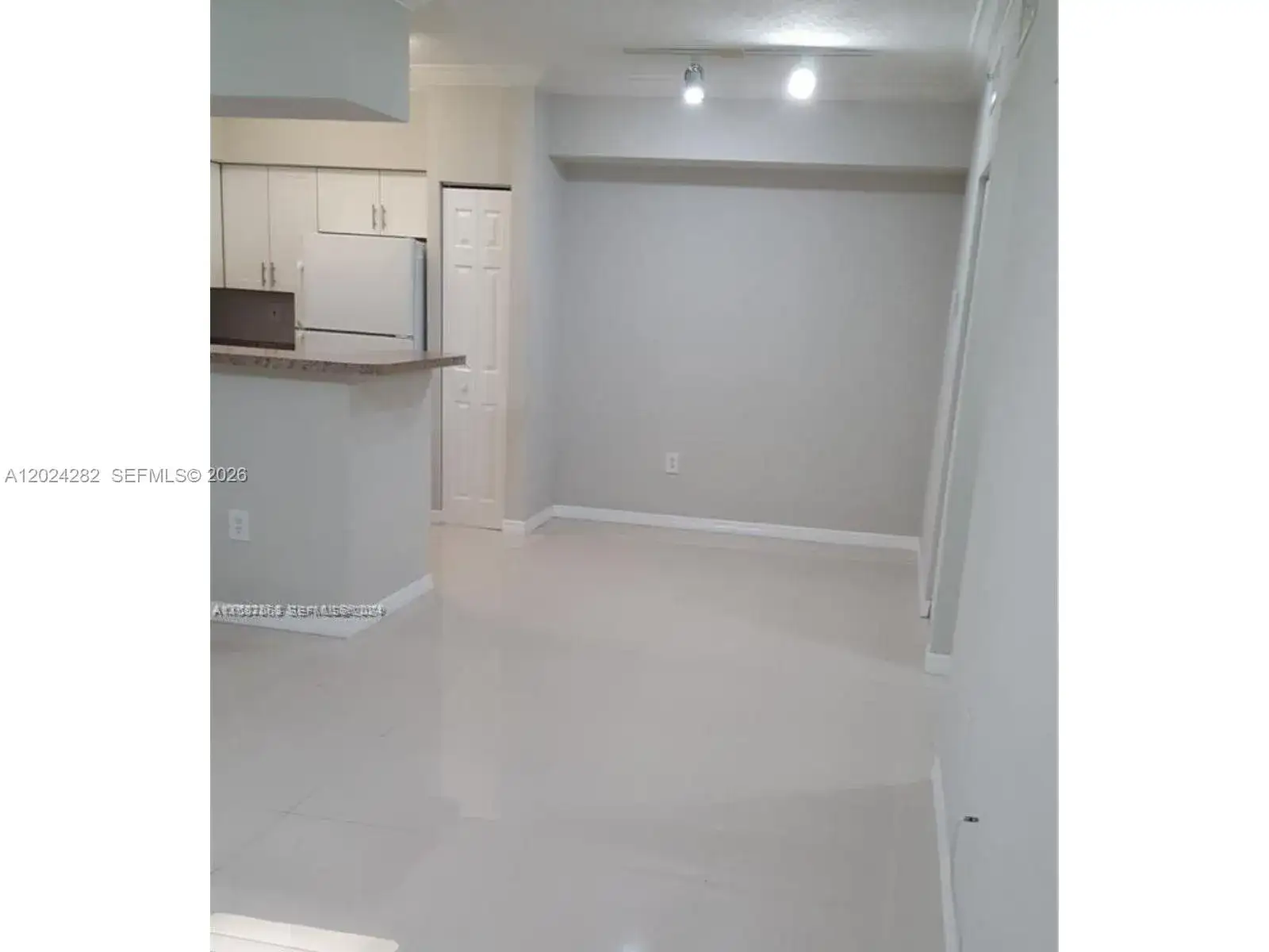 220 SW 116th Ave # 15203, Pembroke Pines FL 33025 photo 2