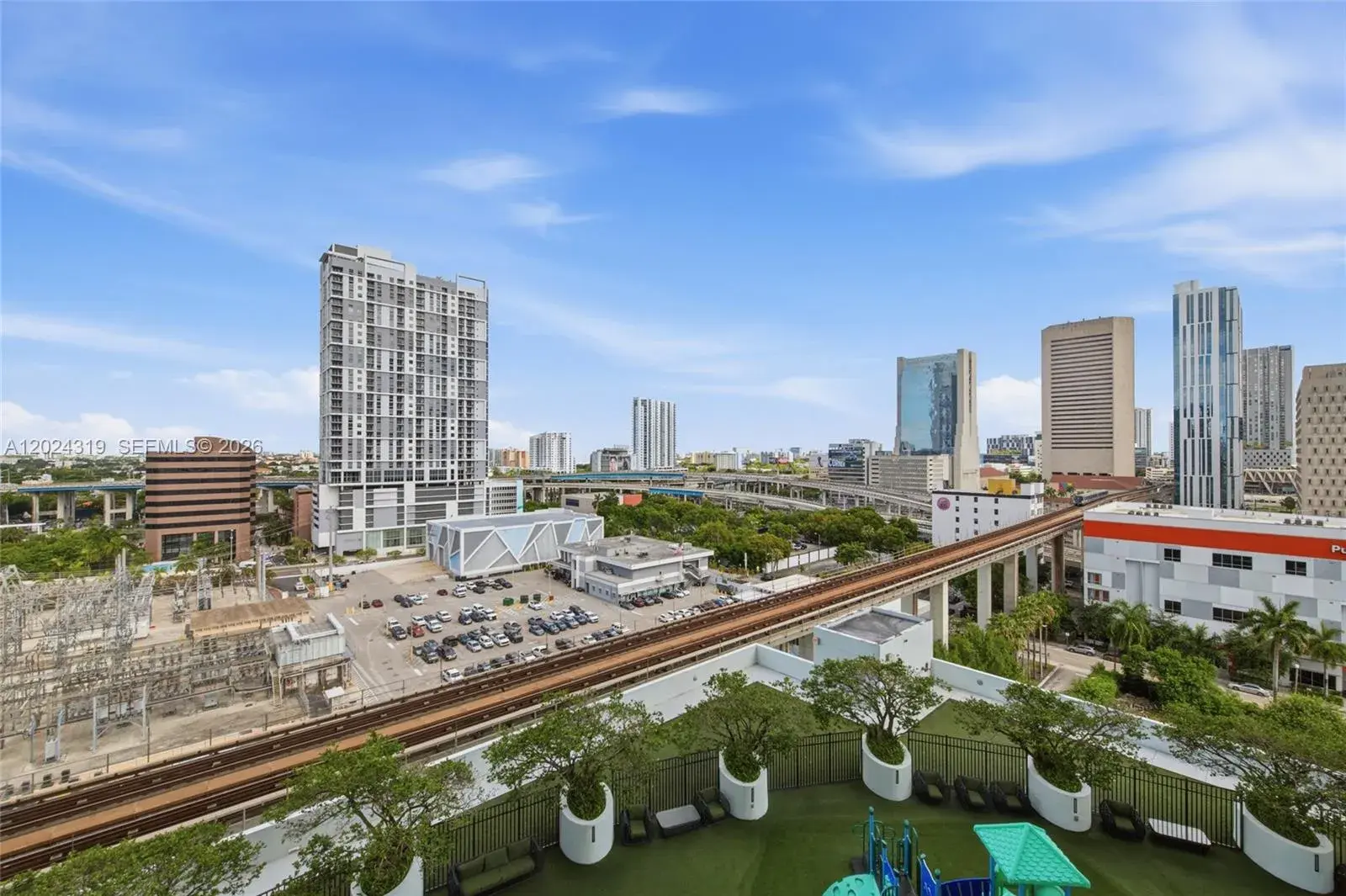 90 SW 3rd St # 1409, Miami FL 33130