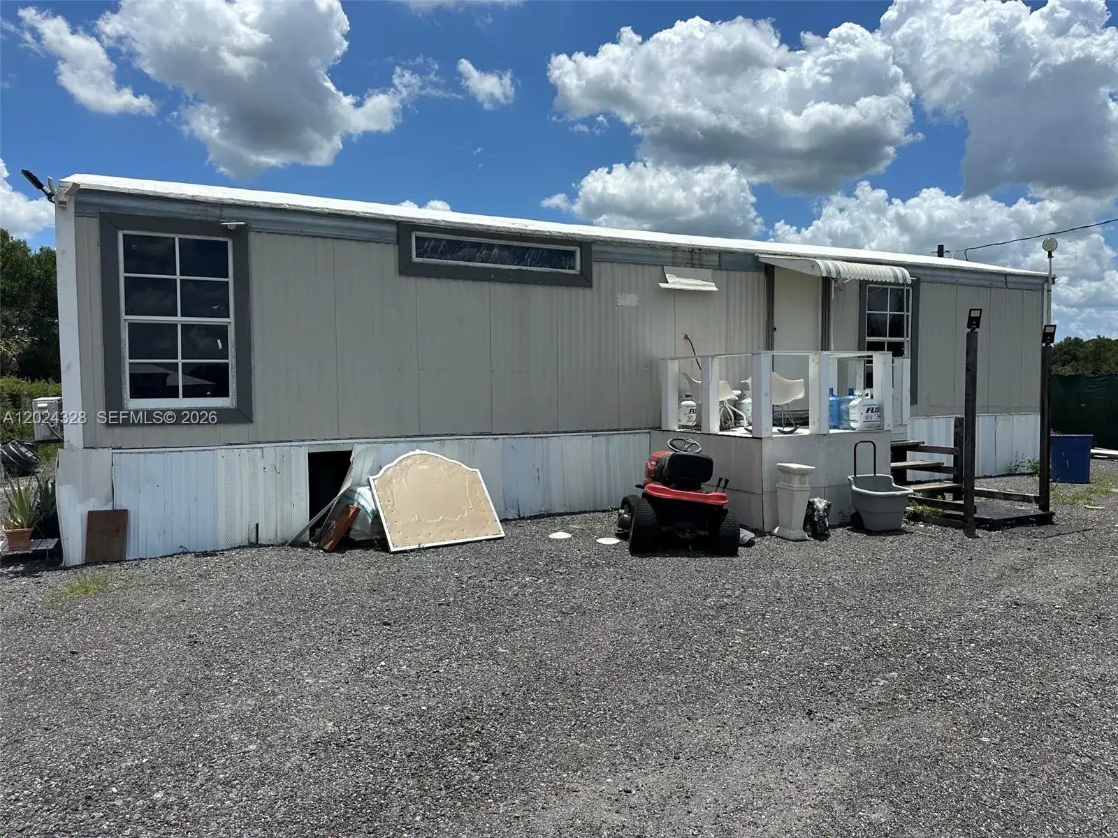625 N QUEBRADA, Clewiston FL 33440 photo 2